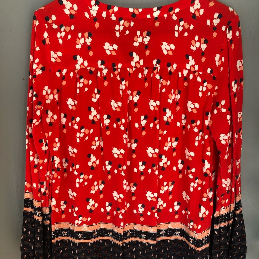 Blouse - Picture 2 of 3